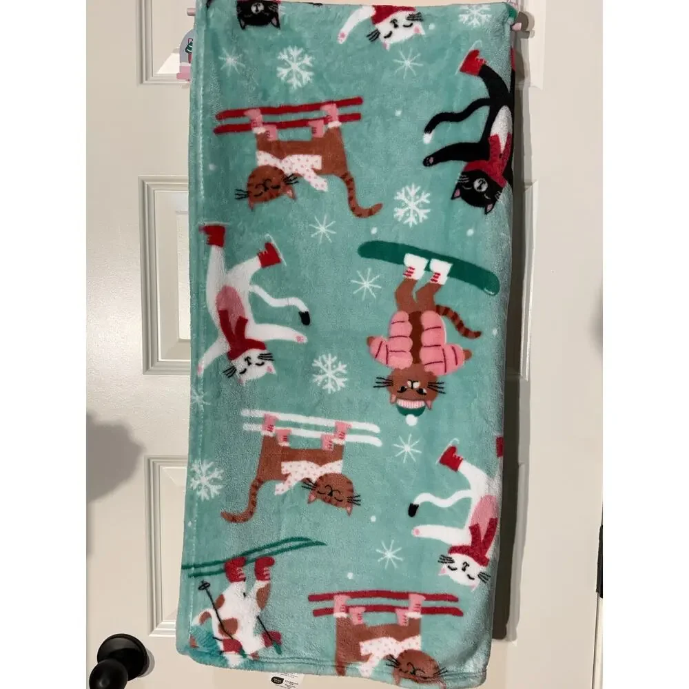 Betsey Johnson Ultra-Soft Plush Throw Blanket with Winter Cat Print, NWT